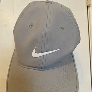 Grey/Gray NIKE baseball cap